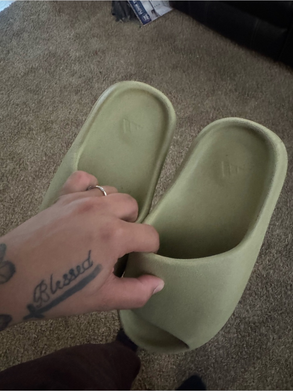 Yeezy Kids Slide Sandals in Light Olive Green